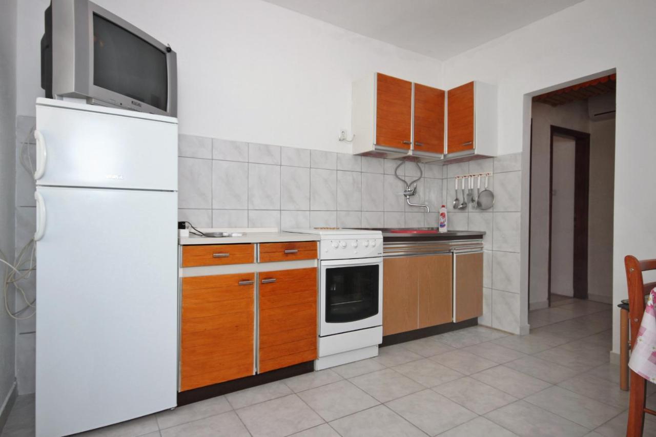 Apartments By The Sea Metajna, Pag - 6351 Eksteriør bilde