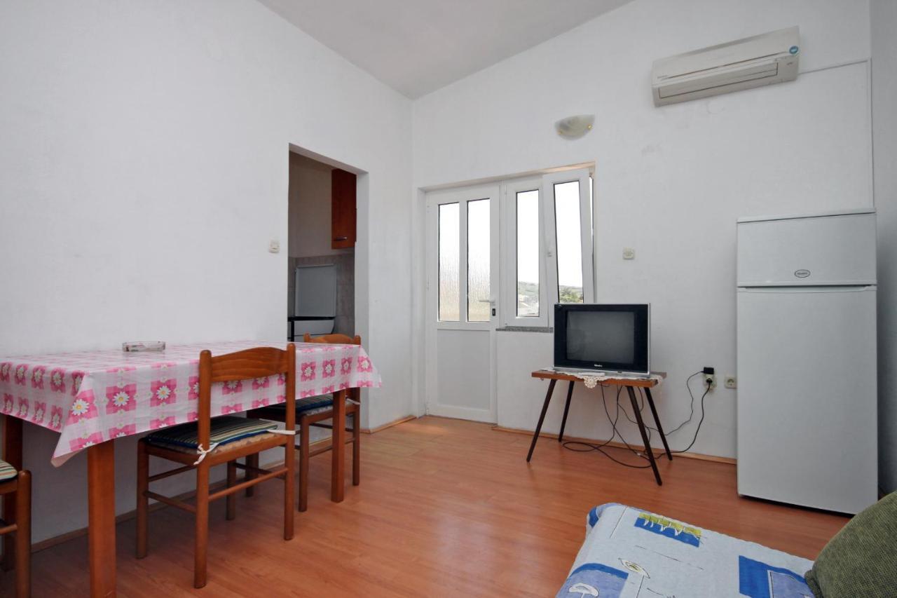 Apartments By The Sea Metajna, Pag - 6351 Eksteriør bilde