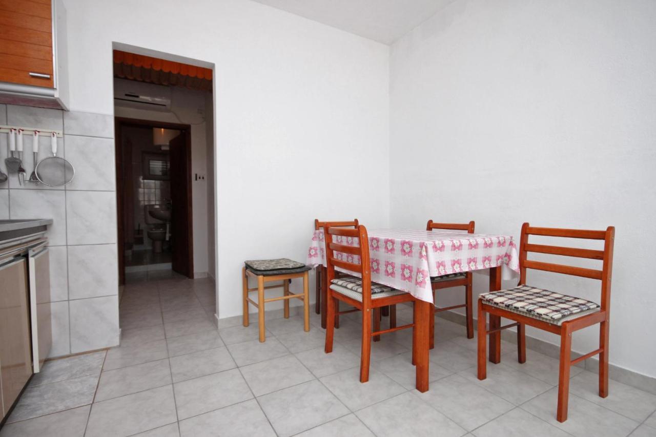 Apartments By The Sea Metajna, Pag - 6351 Eksteriør bilde